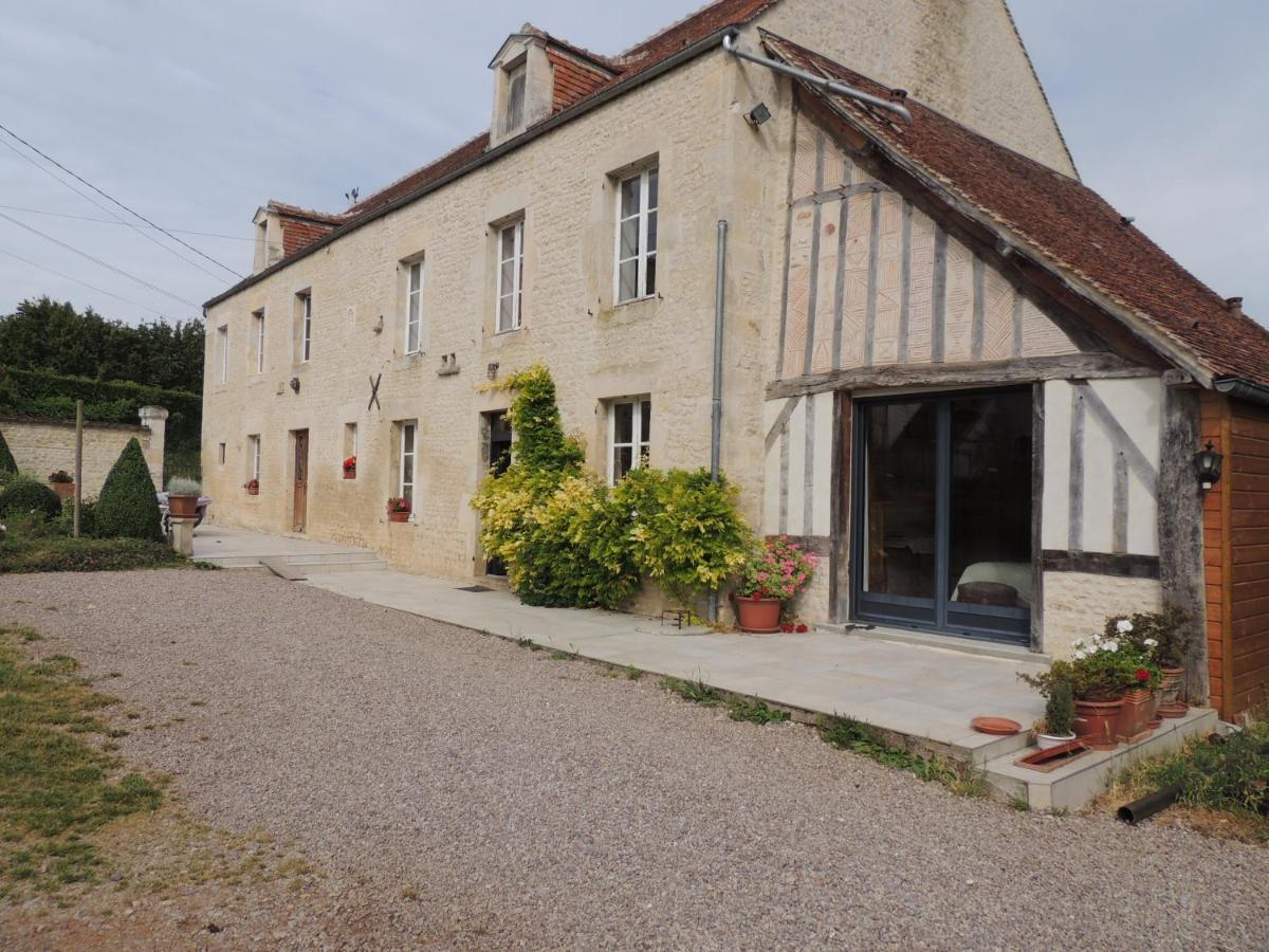 לינה וארוחת בוקר Eraines La Ferme Du Bourg מראה חיצוני תמונה