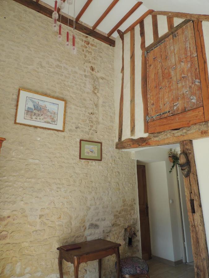 לינה וארוחת בוקר Eraines La Ferme Du Bourg מראה חיצוני תמונה